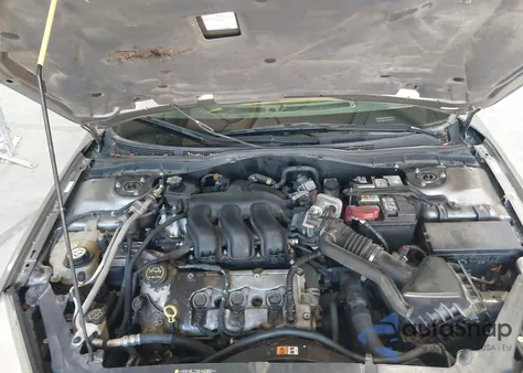 2008 Mercury Milan V6 Premier z USA, uszkodzony, nr VIN 3MEHM08178R604532